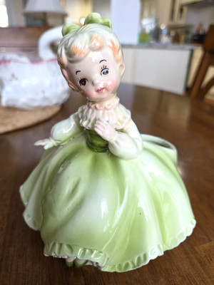 1964 Inarco Lovely Girl Planter w/Original Sticker