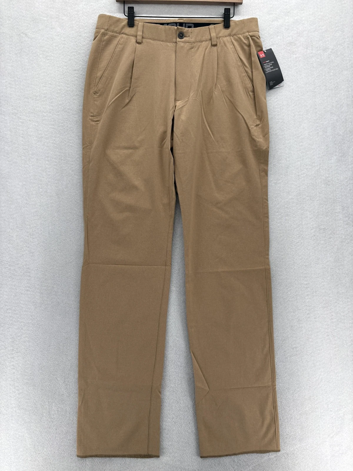 Under Armour Airvent Lightweight Stretch Golf Pants Mens 36 Beige Heatgear NWT