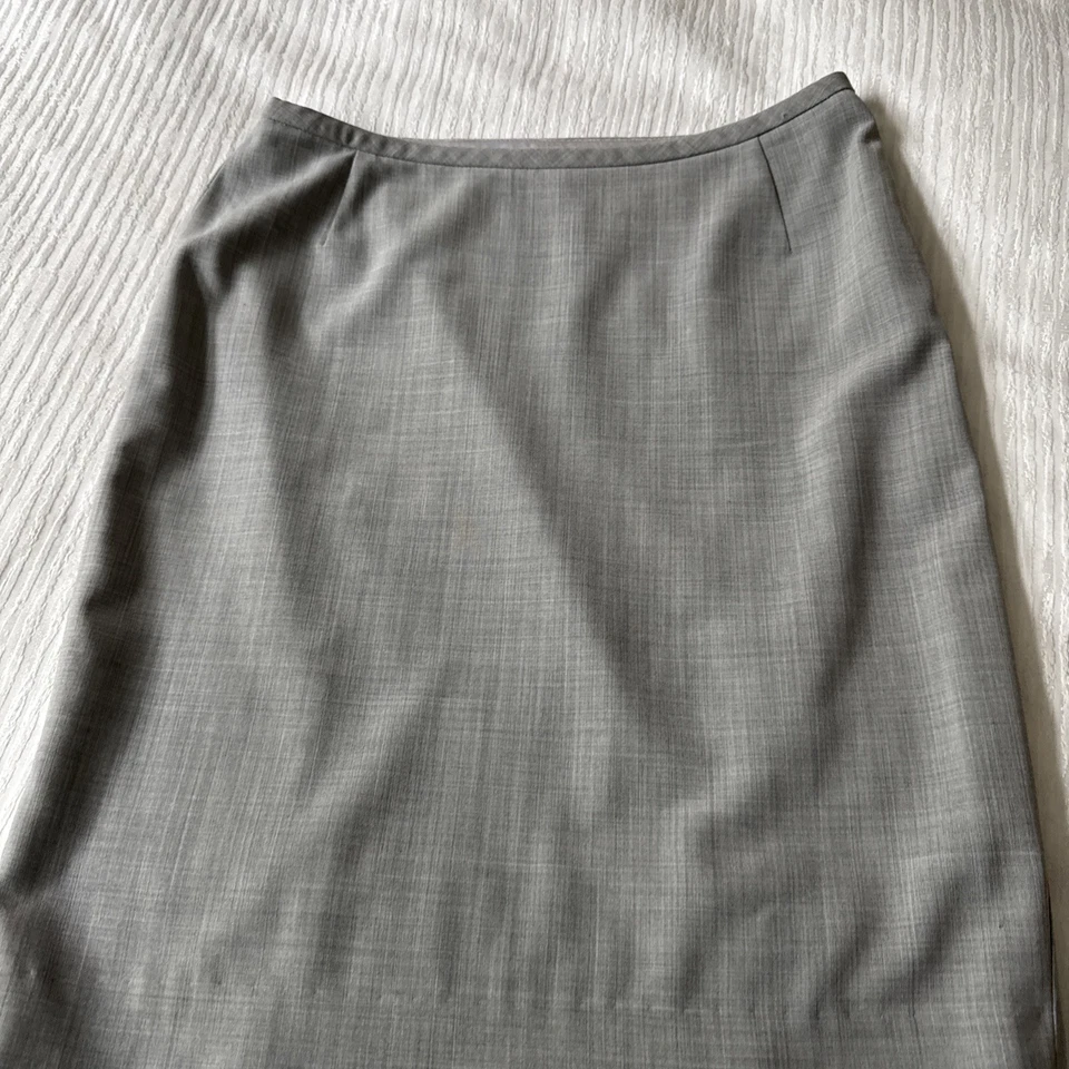 Falda gris French Connection talla M Foto 4 de 4