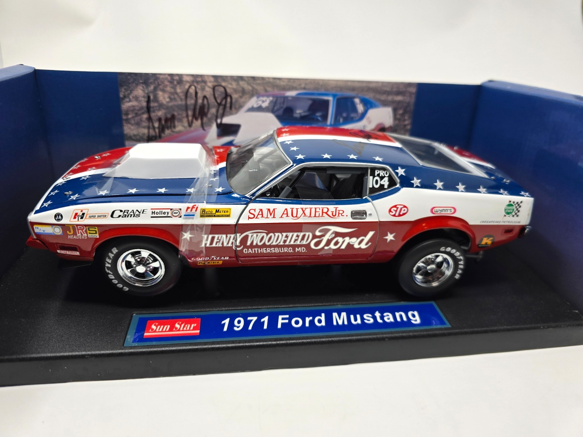 SAM AUXIER JR 1971 FORD MUSTANG ULTIMATE PRO STOCK AUTOGRAPH 1/18