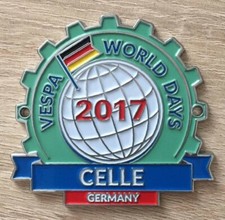 Vespa placca raduno vespistico plakette badge plaque piaggio world celle