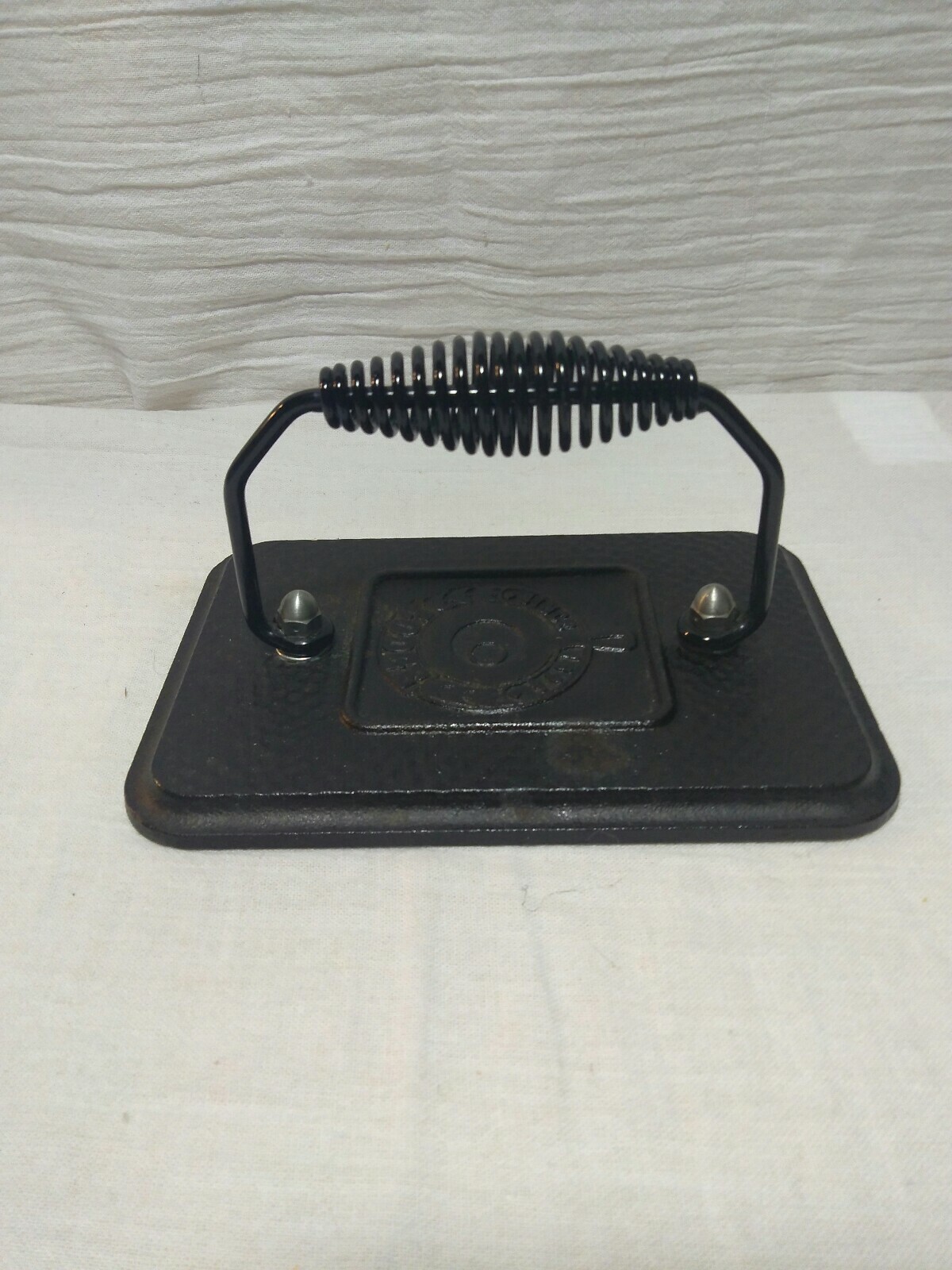 Lodge Rectangular CastIron Grill Press Spiral Grip Handle 6.75 x 4.5