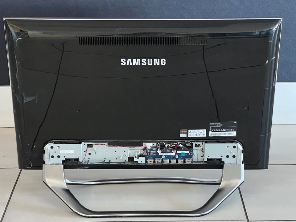 SAMSUNG ALL IN ONE PC INTEL i7-3770T 2.50GHz DP700A7D - No Power Adapter - Image 2 of 4