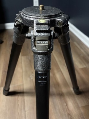 GITZO G1325 Carbon Fiber Tripod - USED