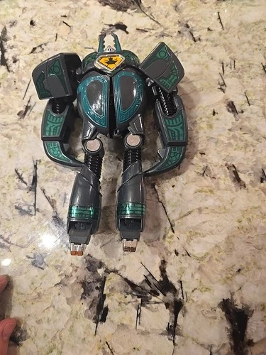 Vtg 1997 MMPR BEETLEBORGS METALLIX DELUXE GREEN BEETLE BORON FIGURE