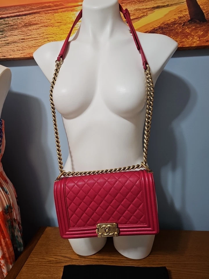 Bolso de Hombro CHANEL Mediano Niño Cuero Acolchado con Solapa Rosa Foto 3 de 4