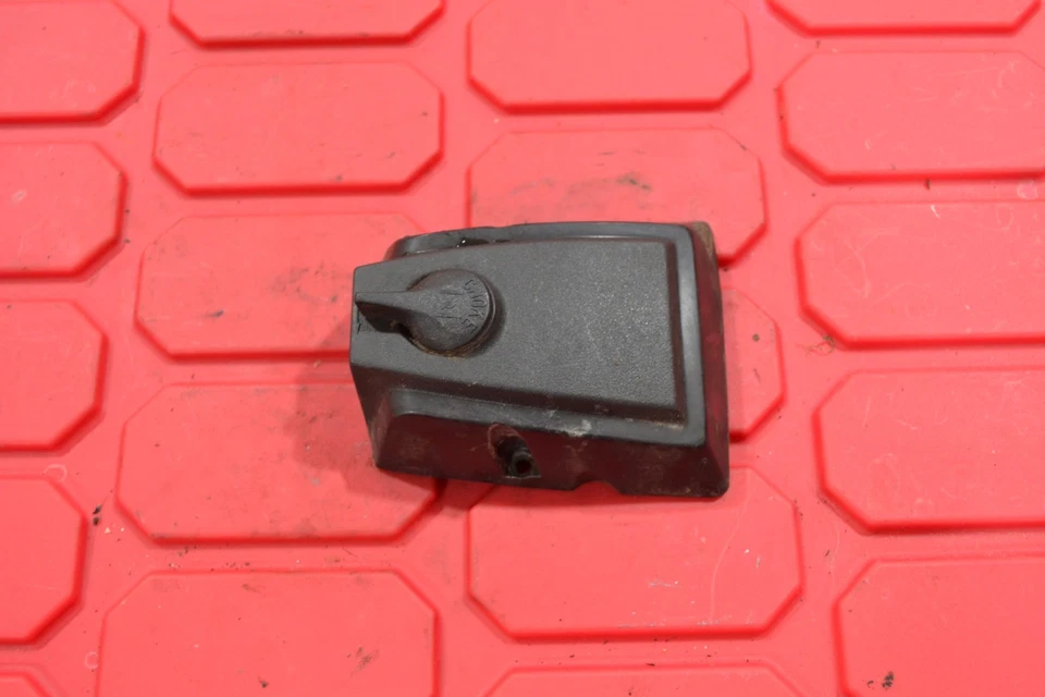 Cubierta de filtro de aire para motosierra Craftsman 358.357181 OEM 025676 Foto 2 de 4