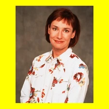 Laurie Metcalf - Roseanne 8x10 Photo Printed At A Lab