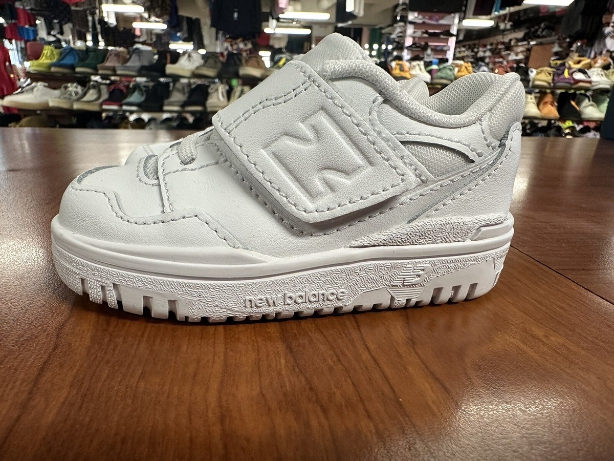 New Balance 550 ホワイトスニーカー Amazon | New Balance 550 メンズ スニーカー, ホワイト/ブルー