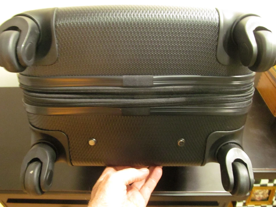 Equipaje de mano Samsonite 22" expandible negro con detalles de sillín británico, nuevo con etiquetas Foto 4 de 4