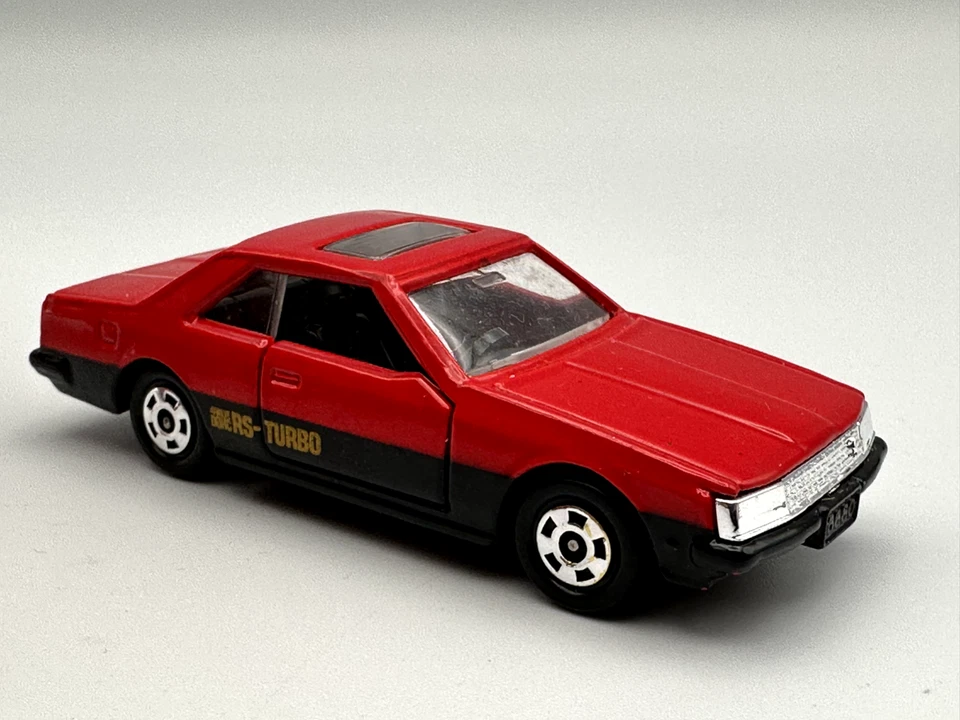 TOMICA POCKET CARS #20 NISSAN SKYLINE 2000 TURBO GT-ES, ROJO, 1:64, EXCELENTE Foto 2 de 4