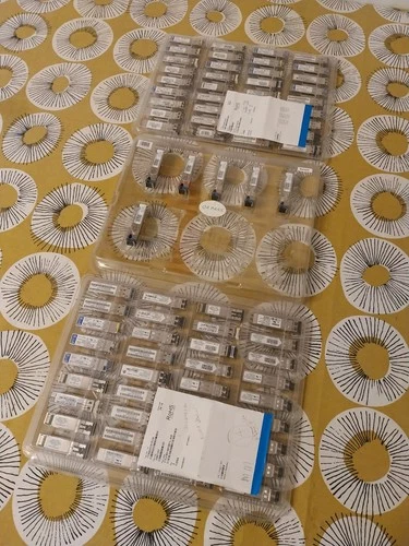 3 trays of SFP modules      [DS]