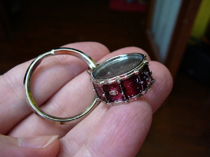 Drum keychain shop