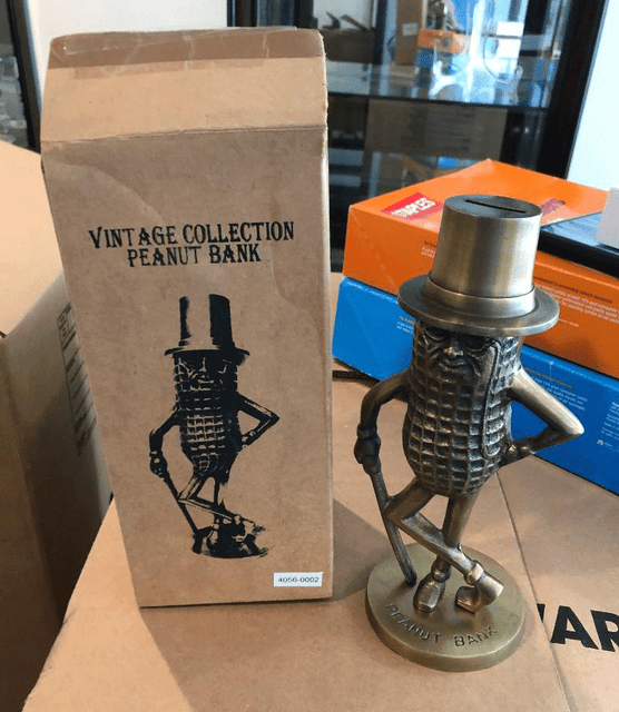 Mr. Peanut Planters Peanuts Heavy Metal Antique Gold Color Penny Bank