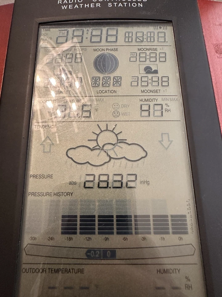 La Crosse WS-8025U-AL Weather Station Indoor Outdoor Temp Humidity Moon Phase Al - Image 2 of 4