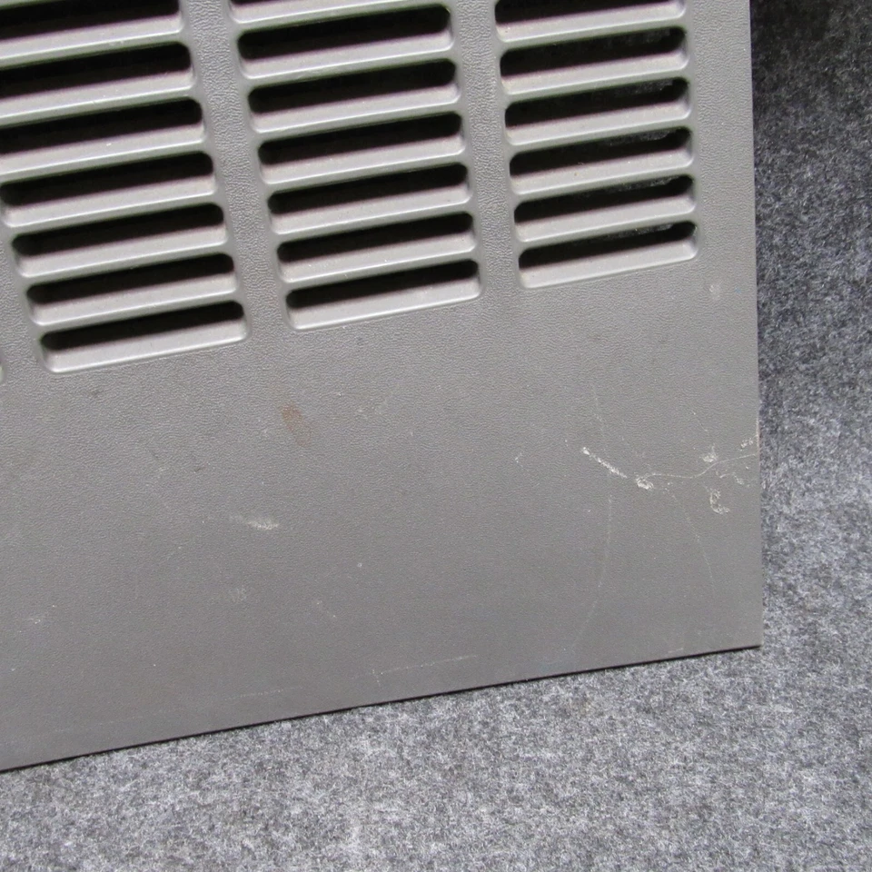 2004-2008年日产Quest LH后检拆卸面板露珠装饰灰色原始设备制造商67464 — 第 2/4 张图片