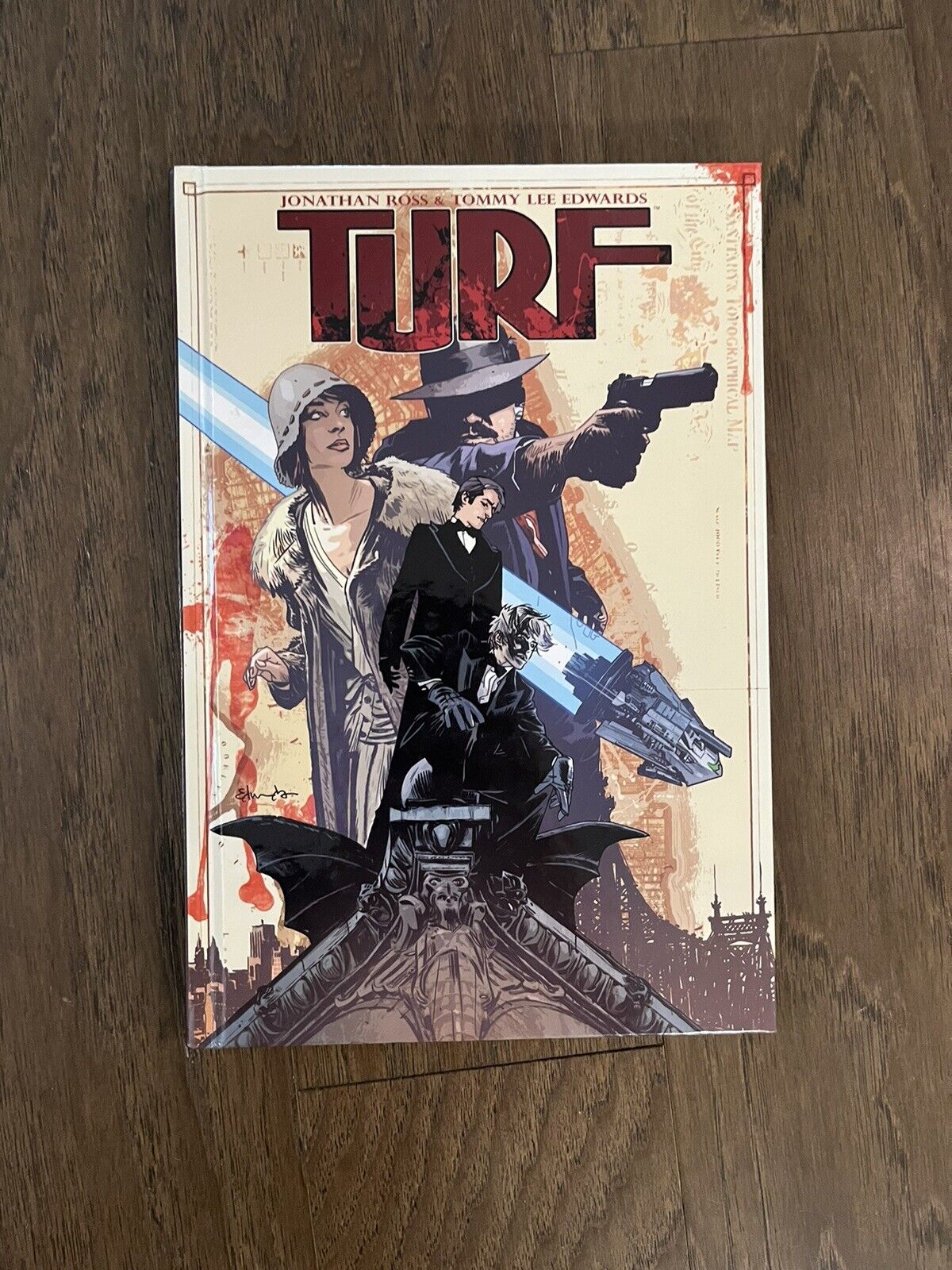 Turf British Print HC GN - Noir SciFi Comic By Jonathan Ross, Tommy Lee Edwards