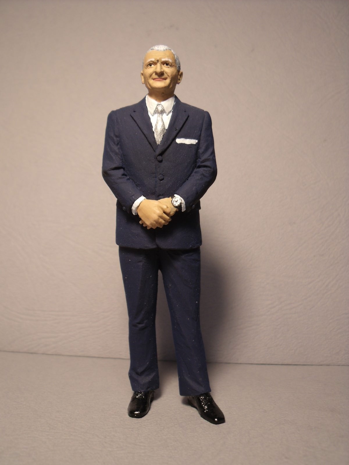 Figurine 1/18 Jaguar William Lyons Vroom, revivez la légende automobile dans votre salon
