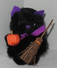 Russ Berrie Halloween ITTY BITTY CAT black kitten 6 1/2" Witch hat broom pumpkin