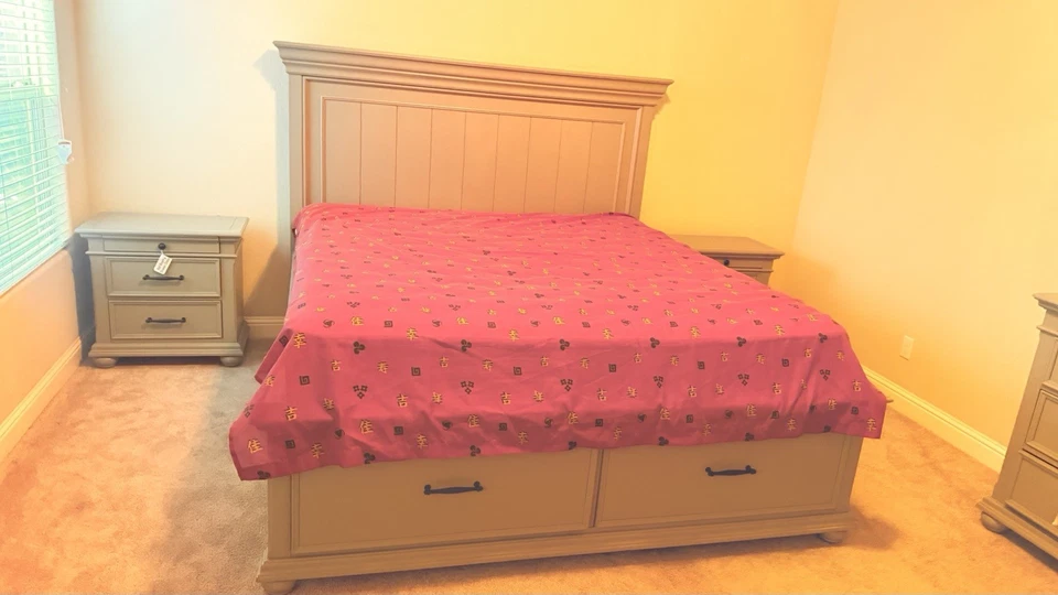 Bedroom king size bed 1 pc dresser Made in Italy Cherry wood . - Image 2 of 4