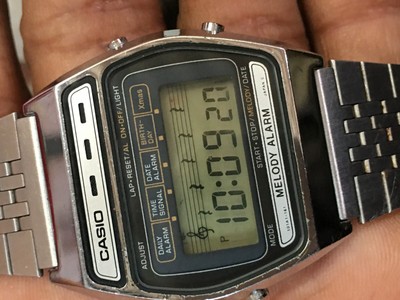 fitbit versa 2 or samsung active 2