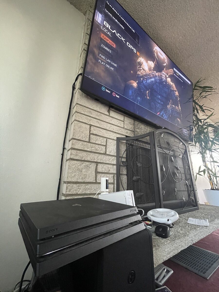 Sony PlayStation 4 Pro PS4 1TB Black Console CUH-7015B W Sony PlayStation 4 Pro PS4 1TB Black Console CUH-7015B W