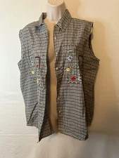 Womens Top Size xl plaid floral gray sleeveless button down Basic Editions