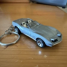 1972 Chevrolet Corvette C3 Silver Diecast Keychain 1:64 Hot Wheels Matchbox 
