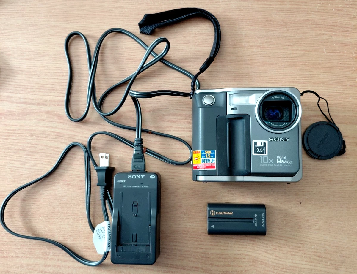 Sony Mavica 10-19.9x Digital Cameras for Sale - eBay