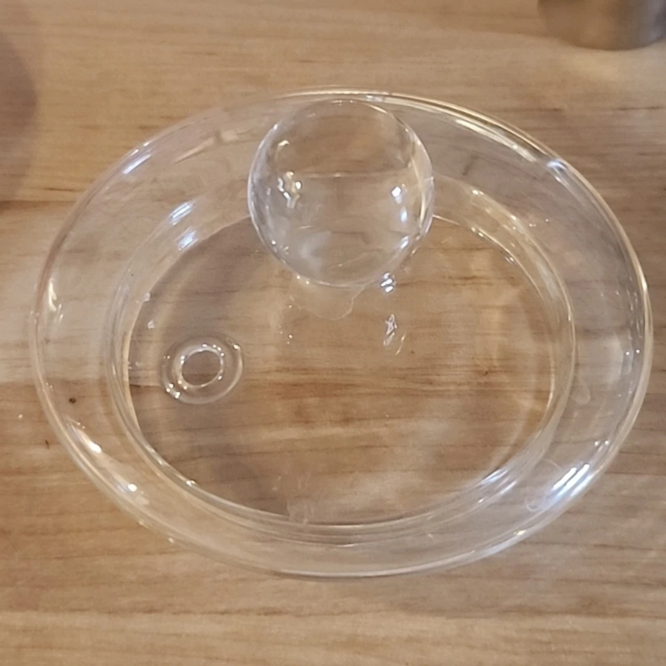 Lot of 2 Glass Teapots Clear and Pink Tea Pot w/Stainless Heart & Long Infuser - Image 4 of 4