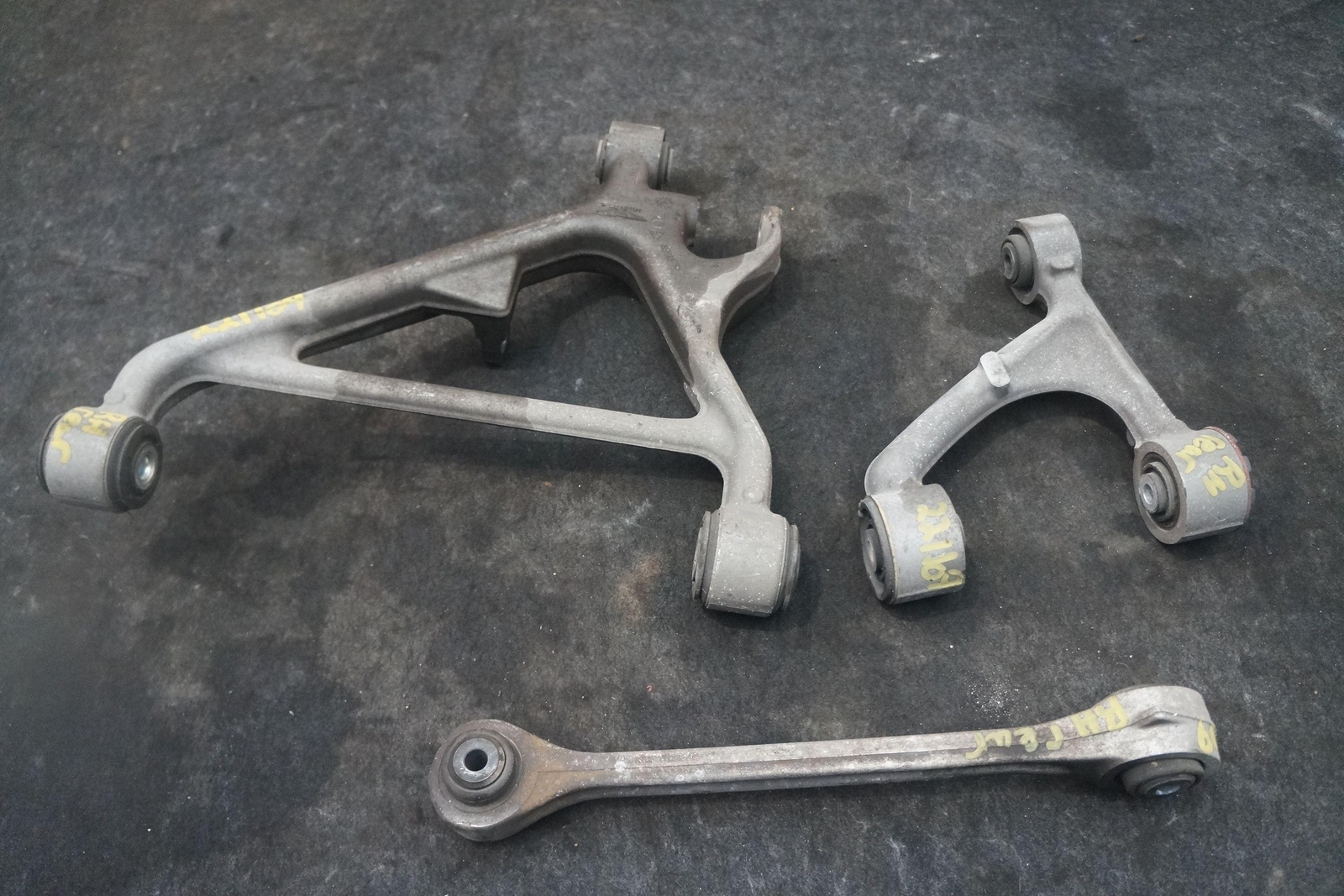 Set 3 Rear Suspension Right Control Arm 6G33-5B530-AE Aston Martin V8 Vantage 06