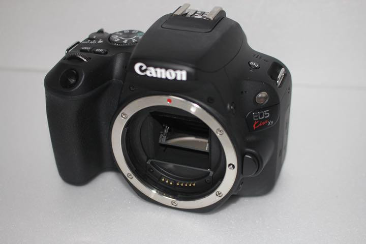 Canon Kiss X9 Standard Telephoto Single Focus Triple Lens Canon Kiss X9 Standard Telephoto Single Focus Triple Lens