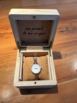 Holzkern Damen Uhr „Kaliya“ Perlmutt und Gold