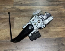 2011 - 2020 Toyota Sienna Tail Gate Trunk Lift Motor Genuine OEM Electric