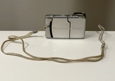 Nikon Coolpix S4 Digital Camera 6.0 MP 10X Optical Zoom Read Description Parts