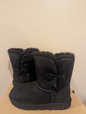 UGG Australia Kids Bailey Button II Boots Size 3 NEW NIB