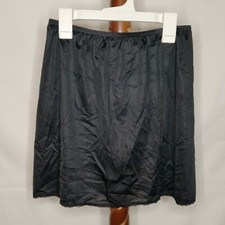 Vassarette women's size M 10 black slip elastic waist slit in back 14" length