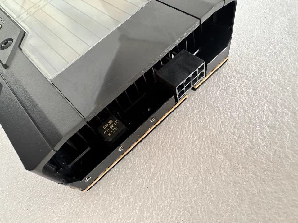 Nvidia Tesla V100 16GB HBM2 PCIE 3.0 x16 699-2G500-0200-300 Deep Learning AI GPU - Image 3 of 4