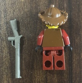 LEGO Adventurers Ngan Pa Yeti Hunter Minifigure 7417 Temple of Mount Everest