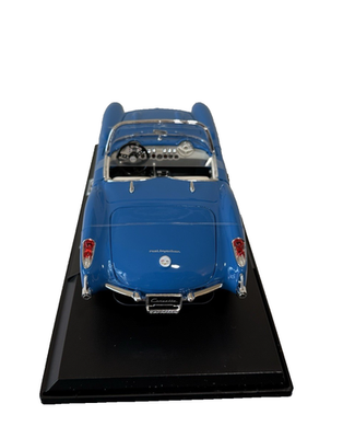 1957 Chevrolet Corvette 1:18 Maisto Die-Cast Model Car Maroon/Blue