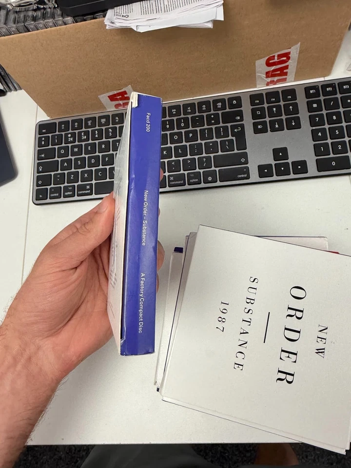 New Order : Substance 1987 - 4CD Set (Deluxe Edition, Remastered) SQUASHED - Image 4 of 4