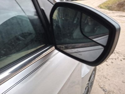Used Right Door Mirror fits: 2017 Ford Escape w/o blind spot alert painted cap n
