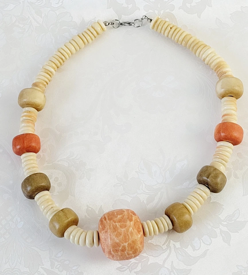 Collar De Colección Coral Tostado Crema Grueso Hueso Redondo Cuentas Chocker Distintivo Foto 2 de 4