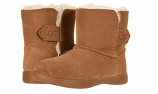 infant ugg boots size 8