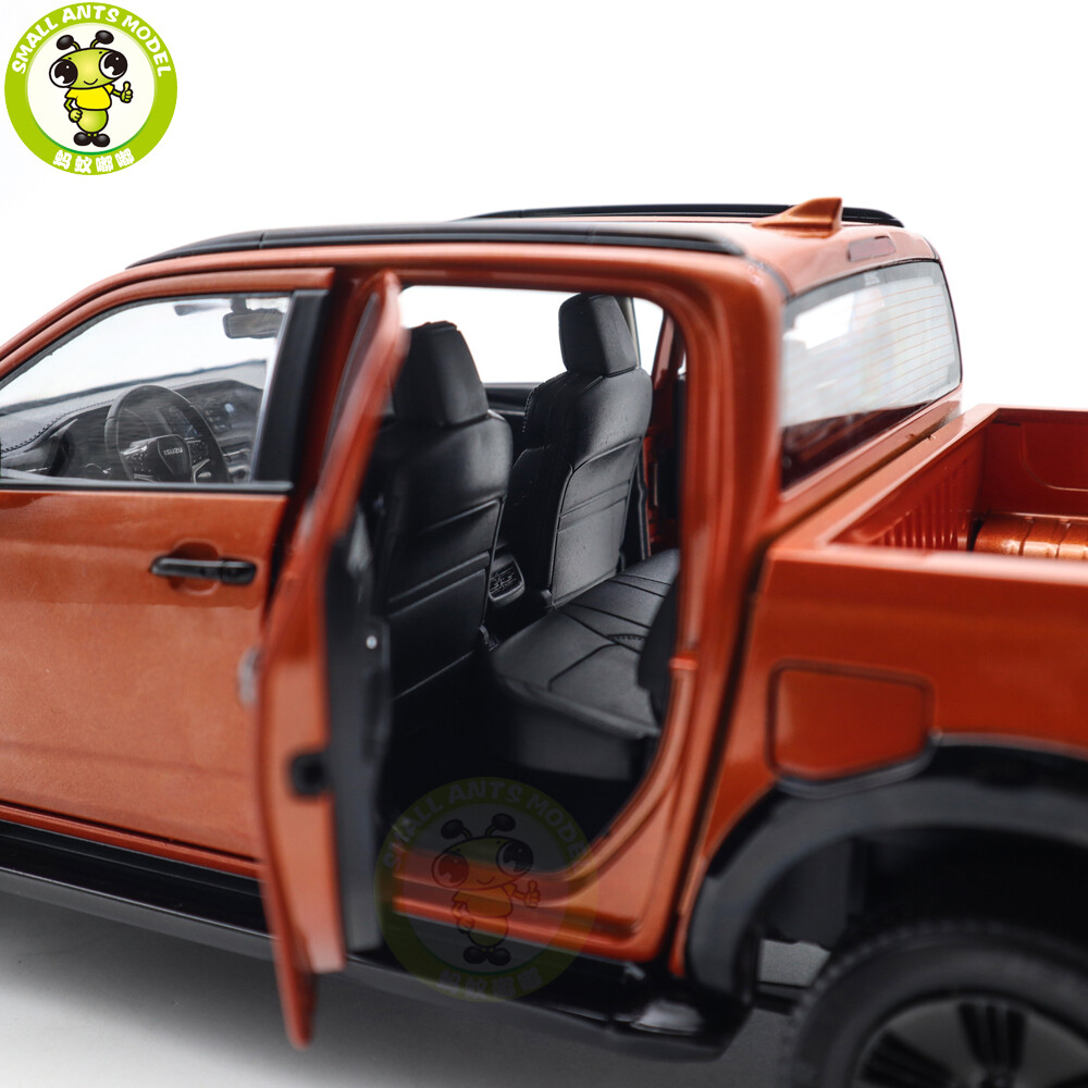 1/18 ISUZU D MAX D-MAX 2023 Pickup Orange Diecast Model Car Toys