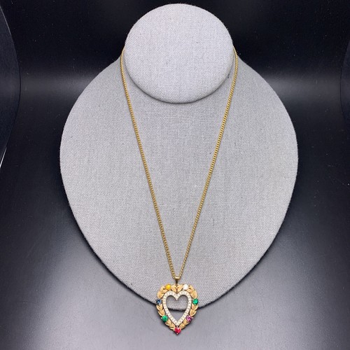 Crown Trifari Heart Pendant Necklace Gold Tone Multicolor Rhinestone Vintage - Picture 8 of 8