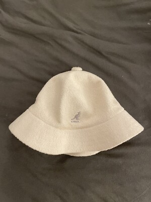 URGENT Kangol bucket hat