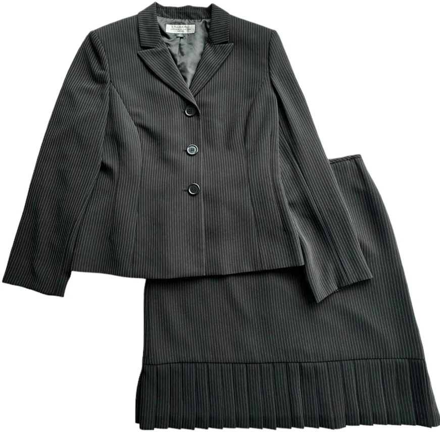 Tahari peplum skirt suit top