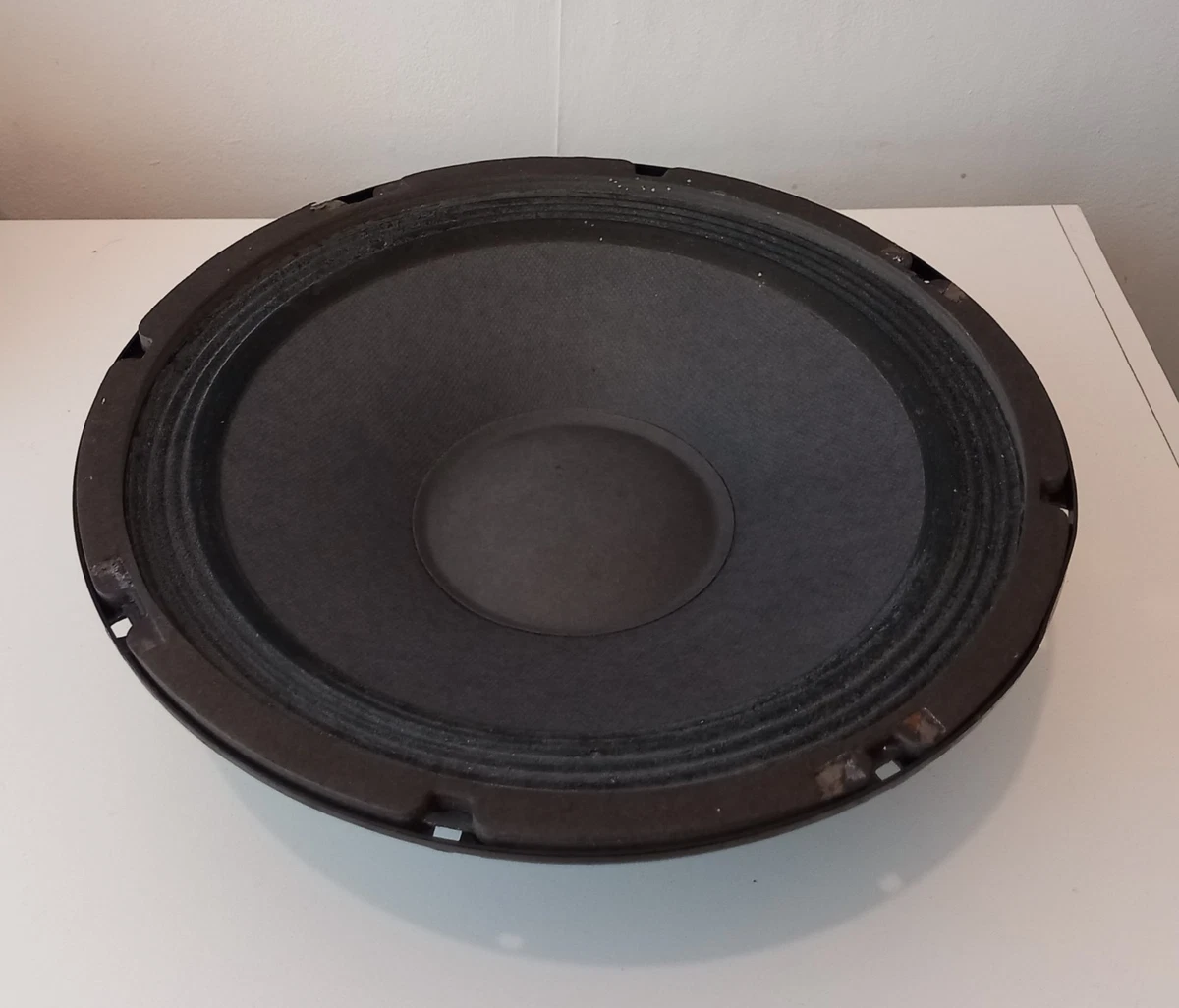 Eminence PSD2002-8 - Moteur à compression 1 80w aes 8 ohms - TV Son Photo