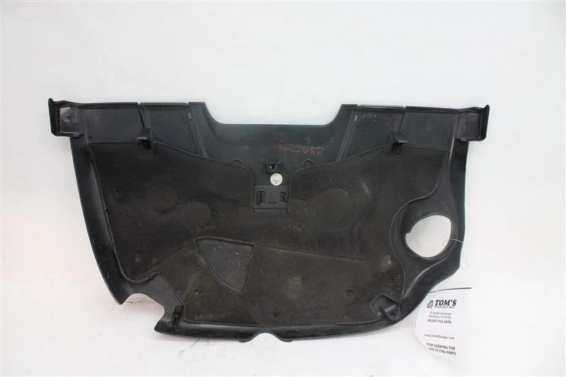 PLASTIC ENGINE COVER Mercedes-Benz CLS550 CLS63 2011 11 A2730100067 1326678 Foto 2 de 4